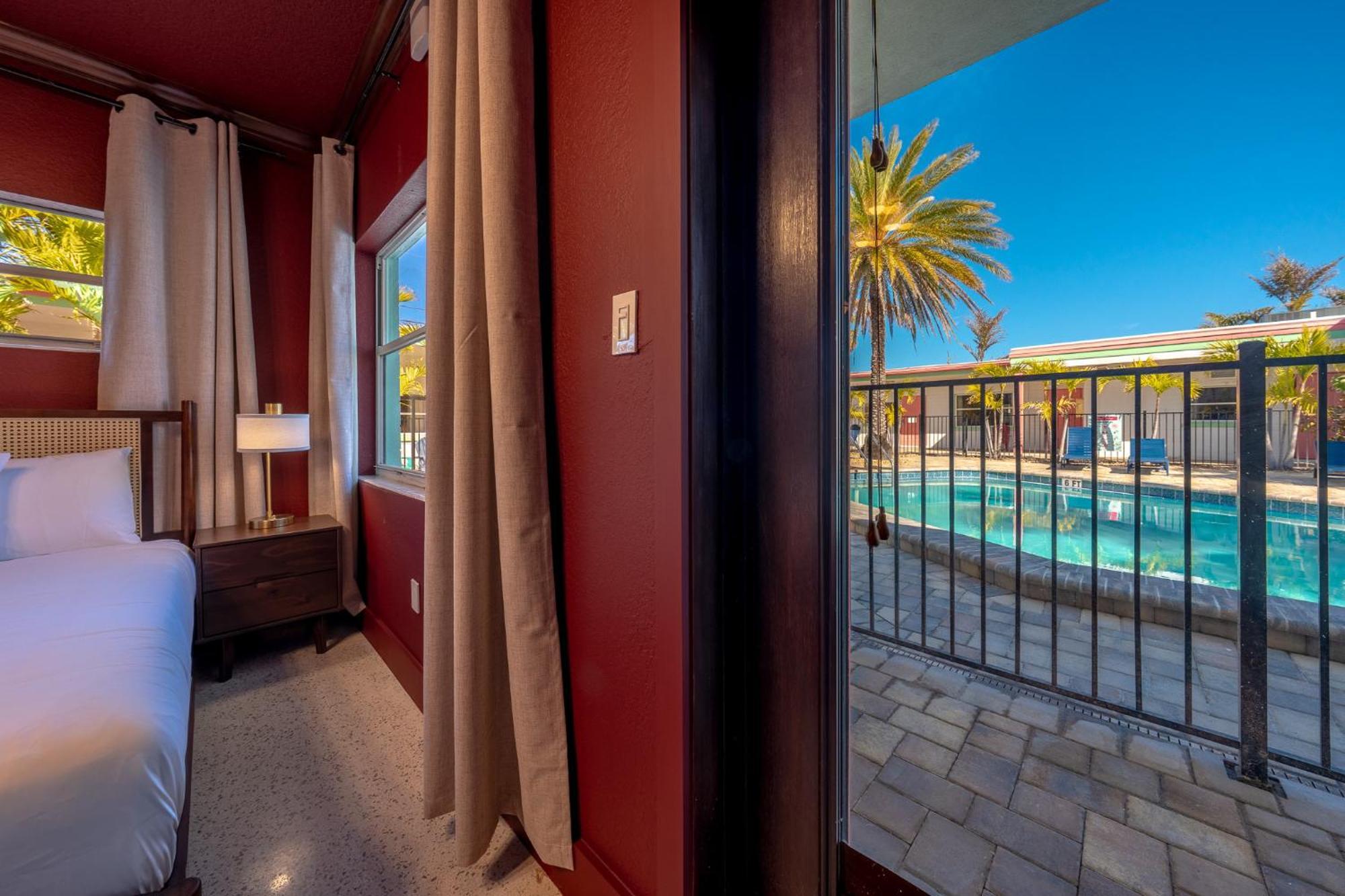 Monaco Vacation Rentals Clearwater Beach Extérieur photo