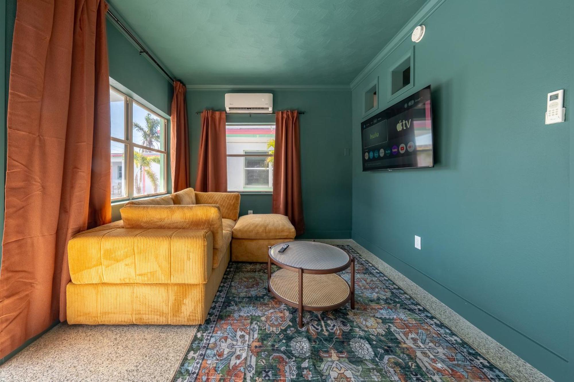 Monaco Vacation Rentals Clearwater Beach Extérieur photo