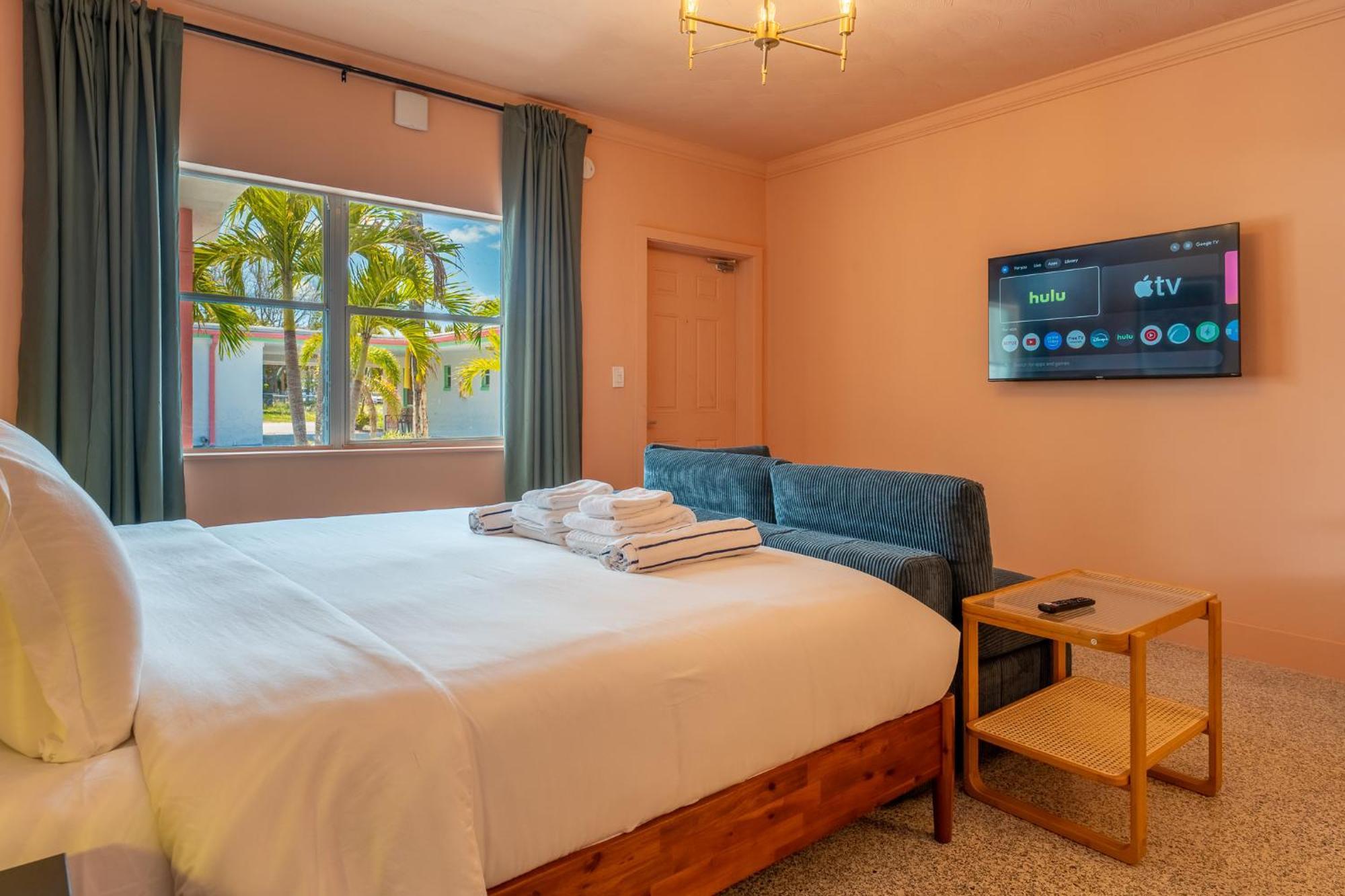 Monaco Vacation Rentals Clearwater Beach Extérieur photo