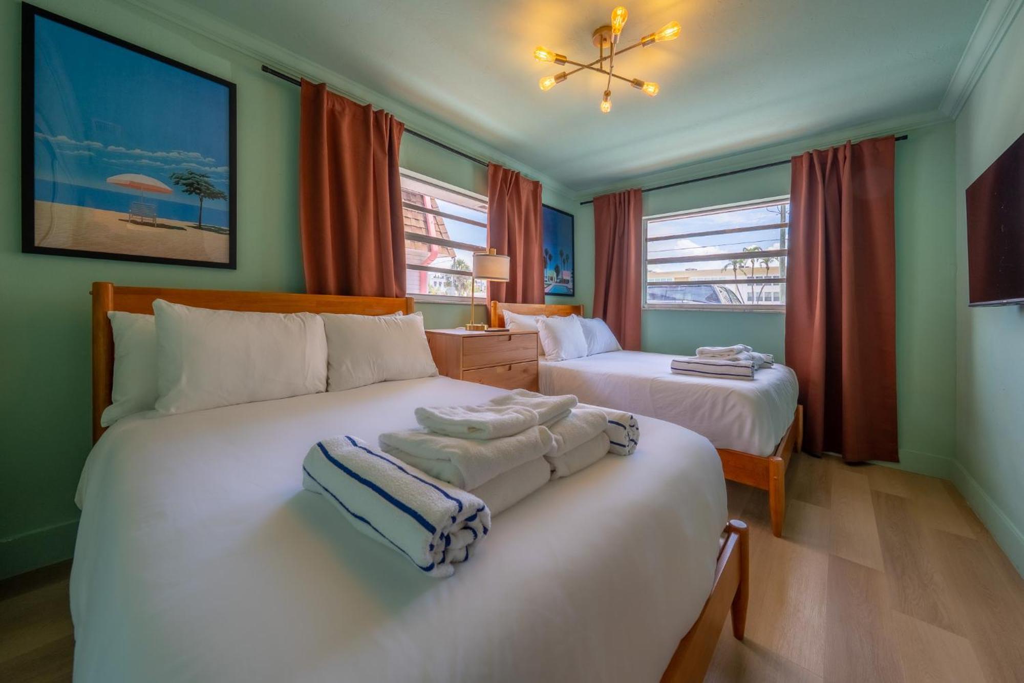 Monaco Vacation Rentals Clearwater Beach Extérieur photo